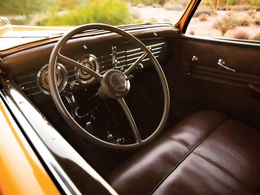 Lincoln Model K Convertible Roadster by LeBaron 1935 года  (фото 9 из 12)